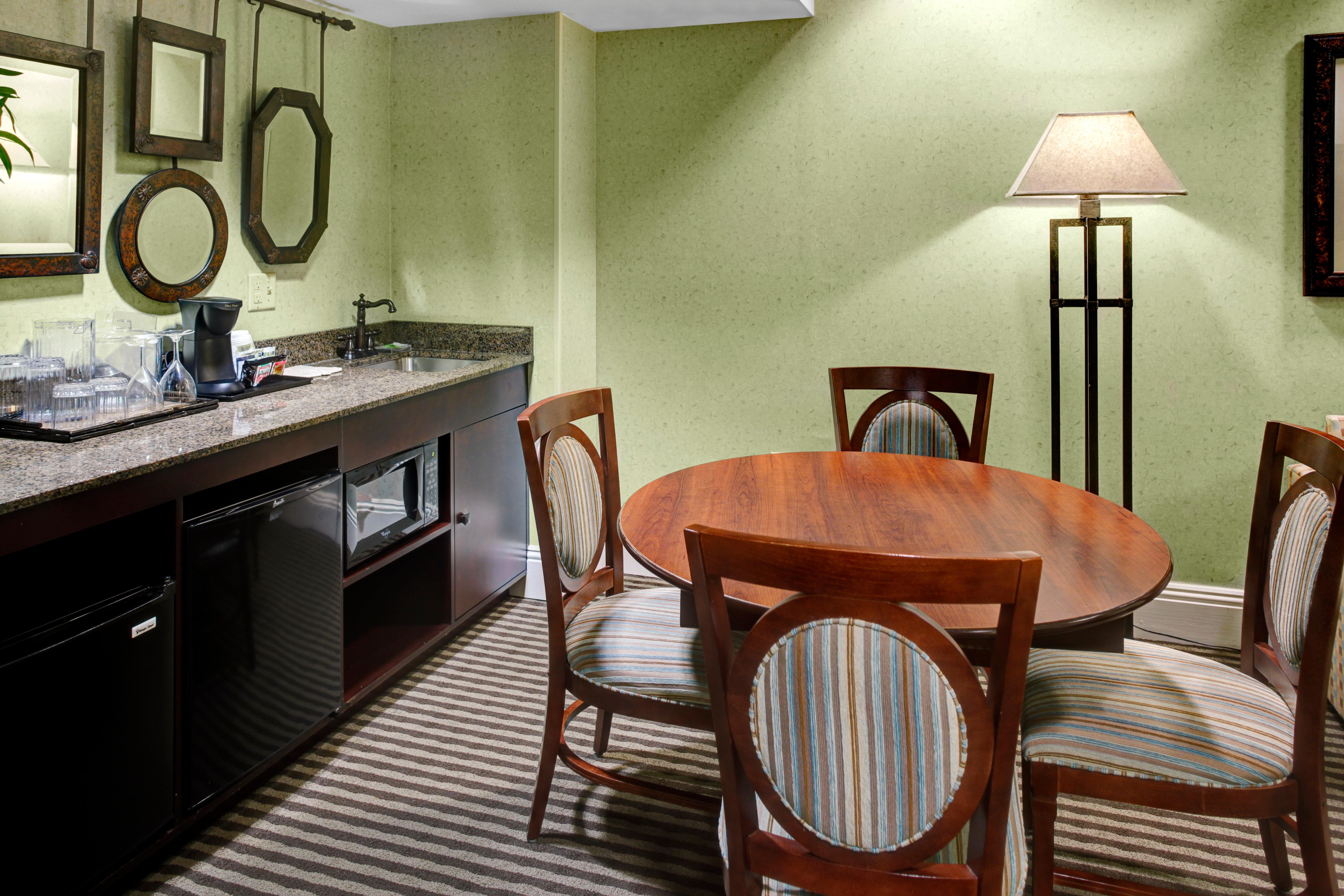 Holiday Inn Express Hotel & Suites Atlanta Buckhead By Ihg Exteriör bild