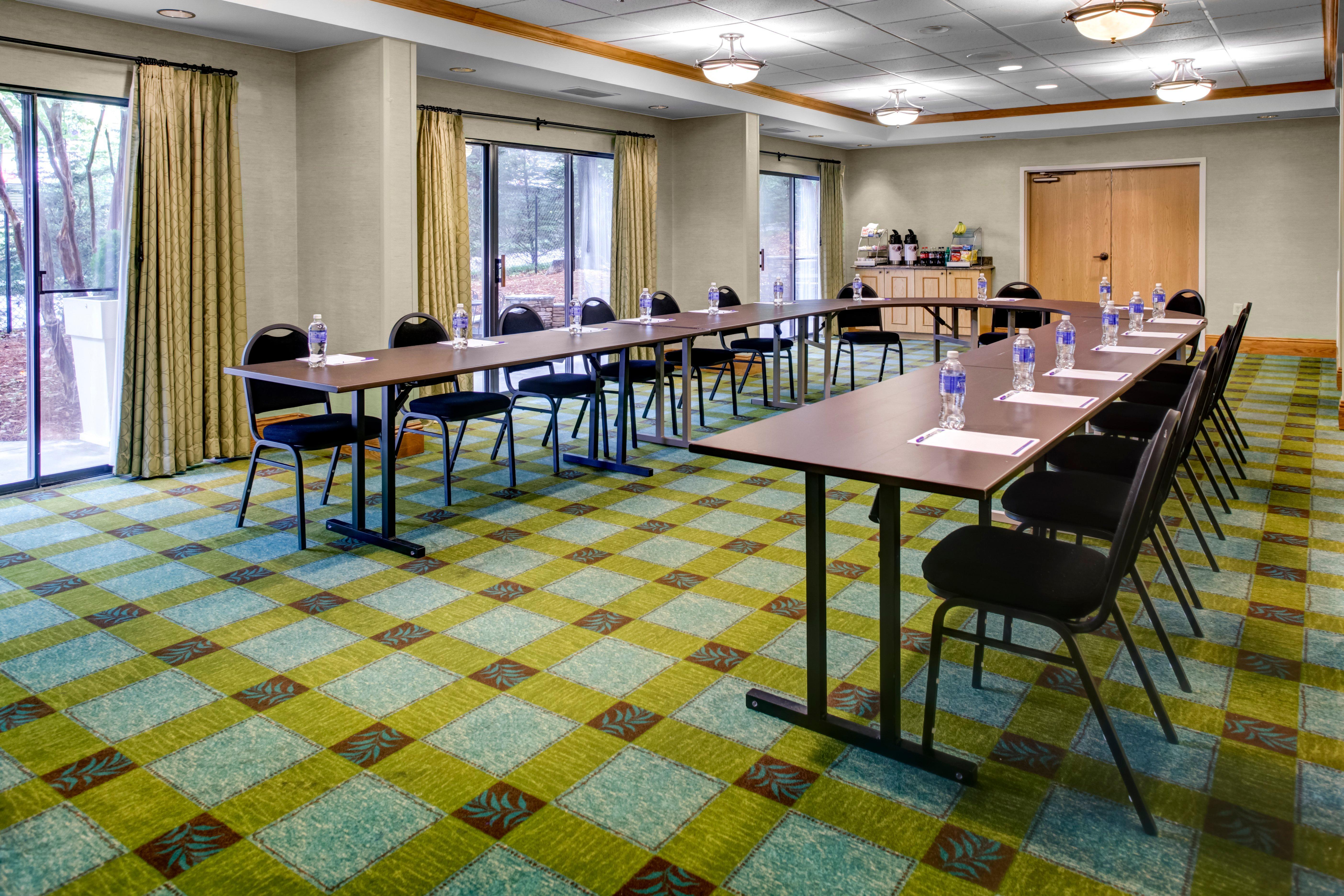 Holiday Inn Express Hotel & Suites Atlanta Buckhead By Ihg Exteriör bild