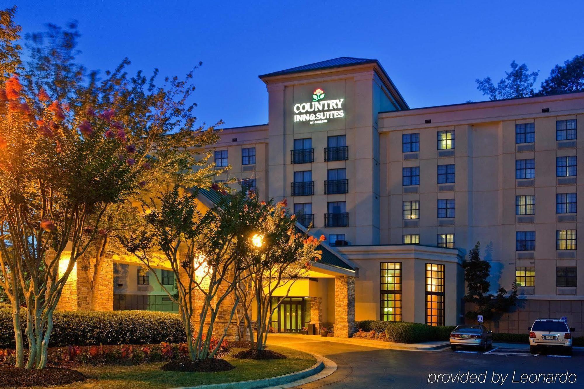 Holiday Inn Express Hotel & Suites Atlanta Buckhead By Ihg Exteriör bild