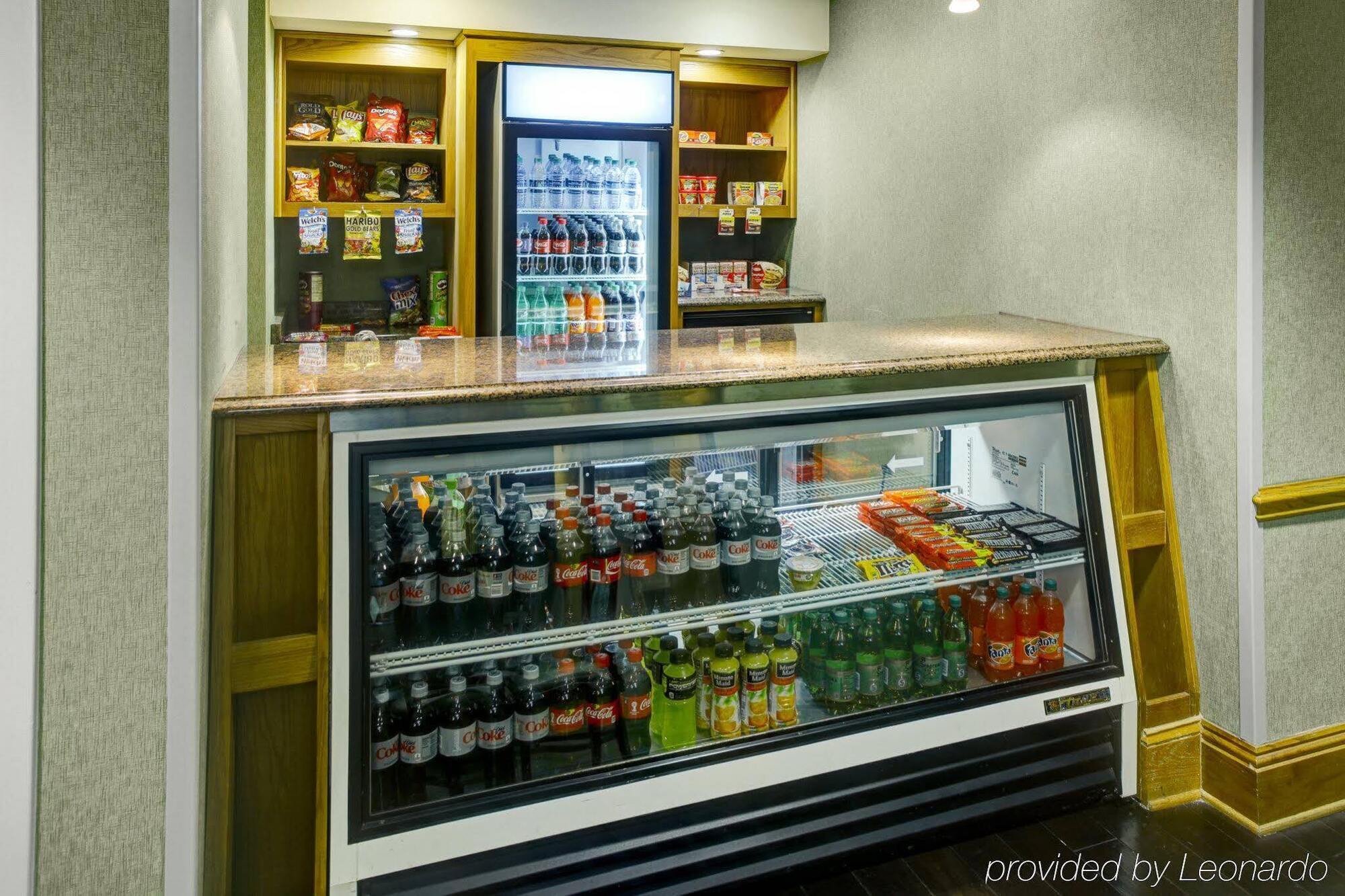 Holiday Inn Express Hotel & Suites Atlanta Buckhead By Ihg Exteriör bild